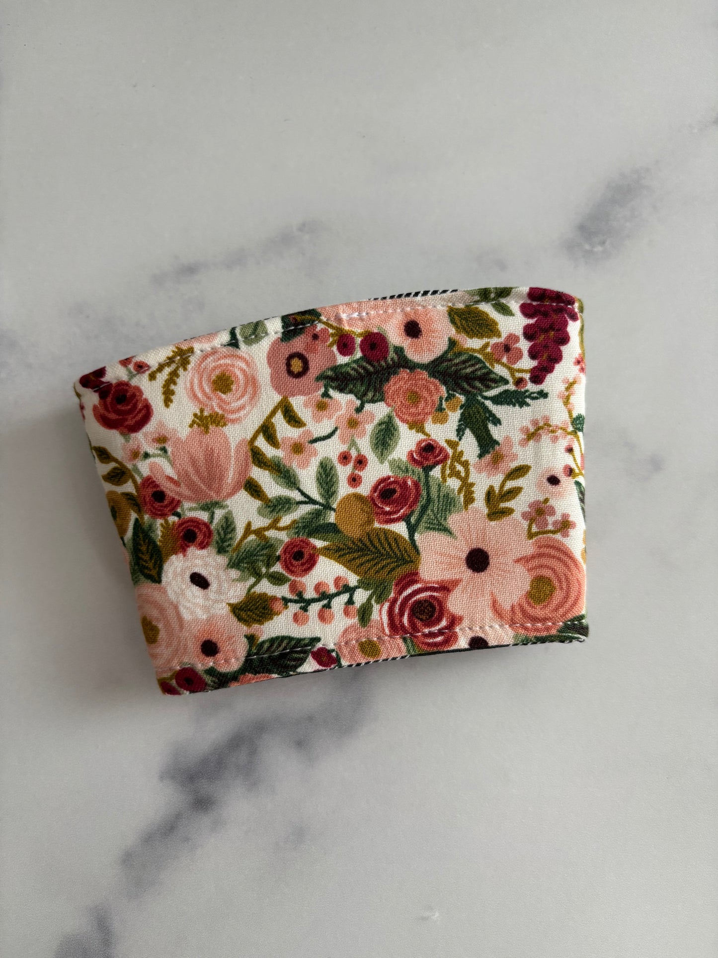Petite Garden Party Rose - Reusable Coffee Sleeve