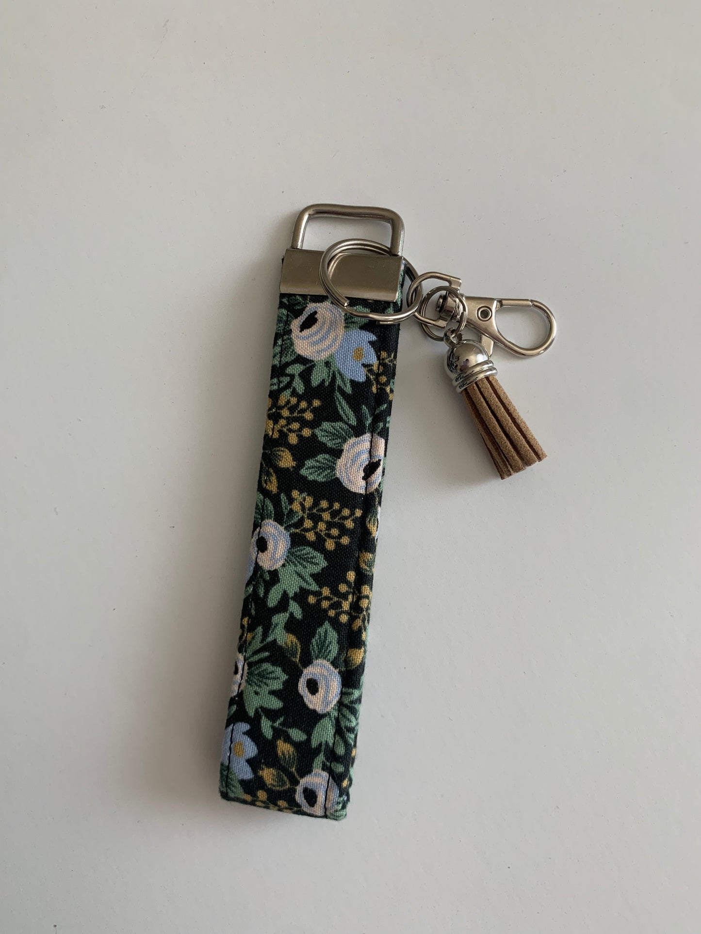 Rosa Black - Keychain