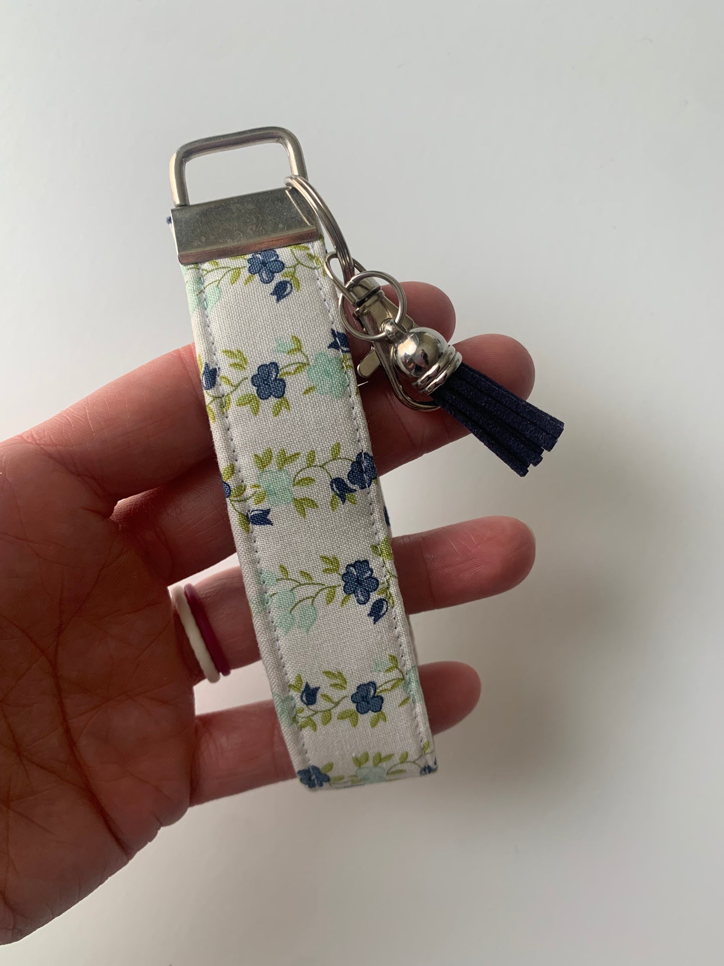 Sunday Stroll Freshly Cut Floral Stripe in Blue - Keychain