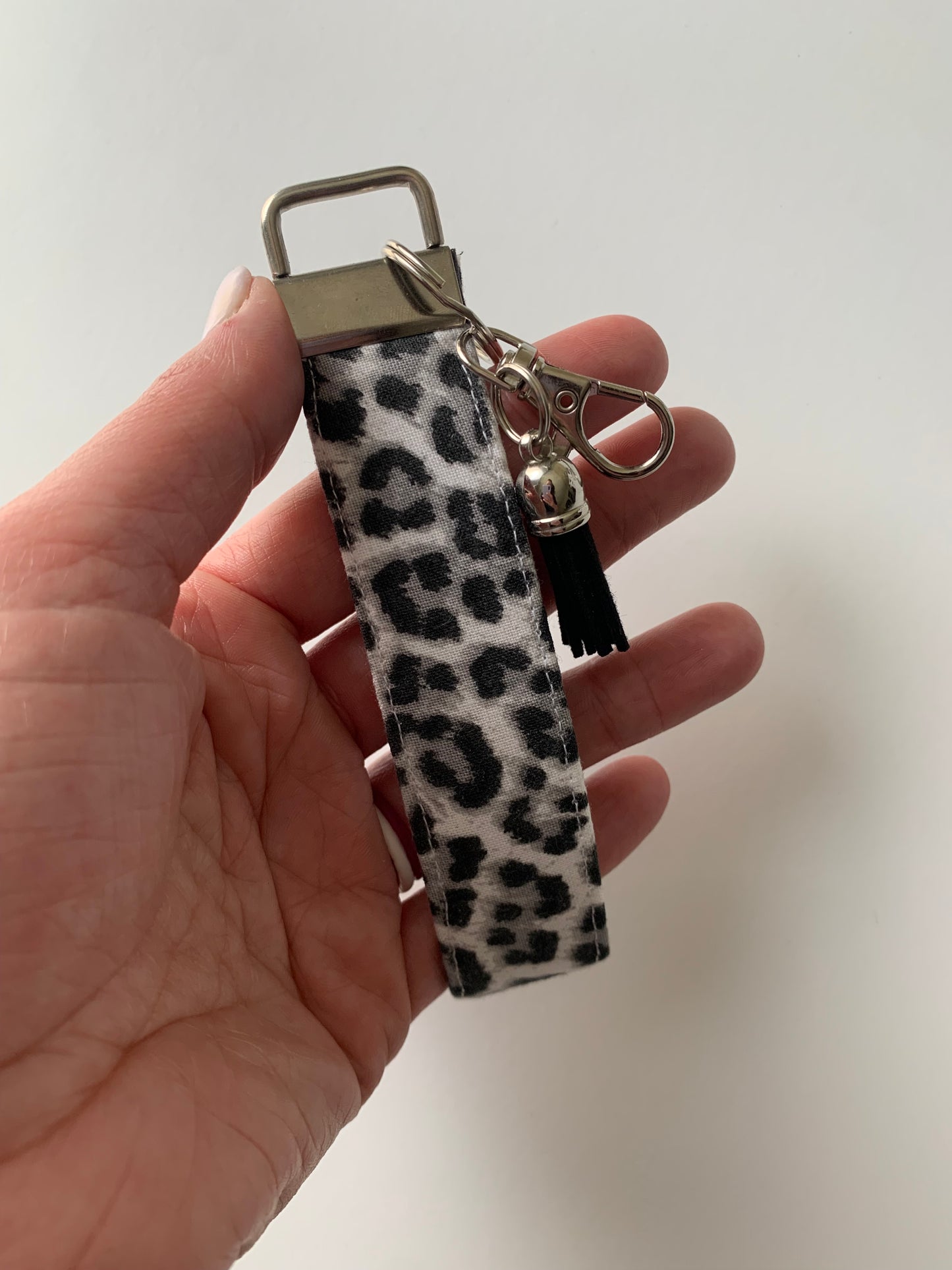 Gray Leopard Print - Keychain