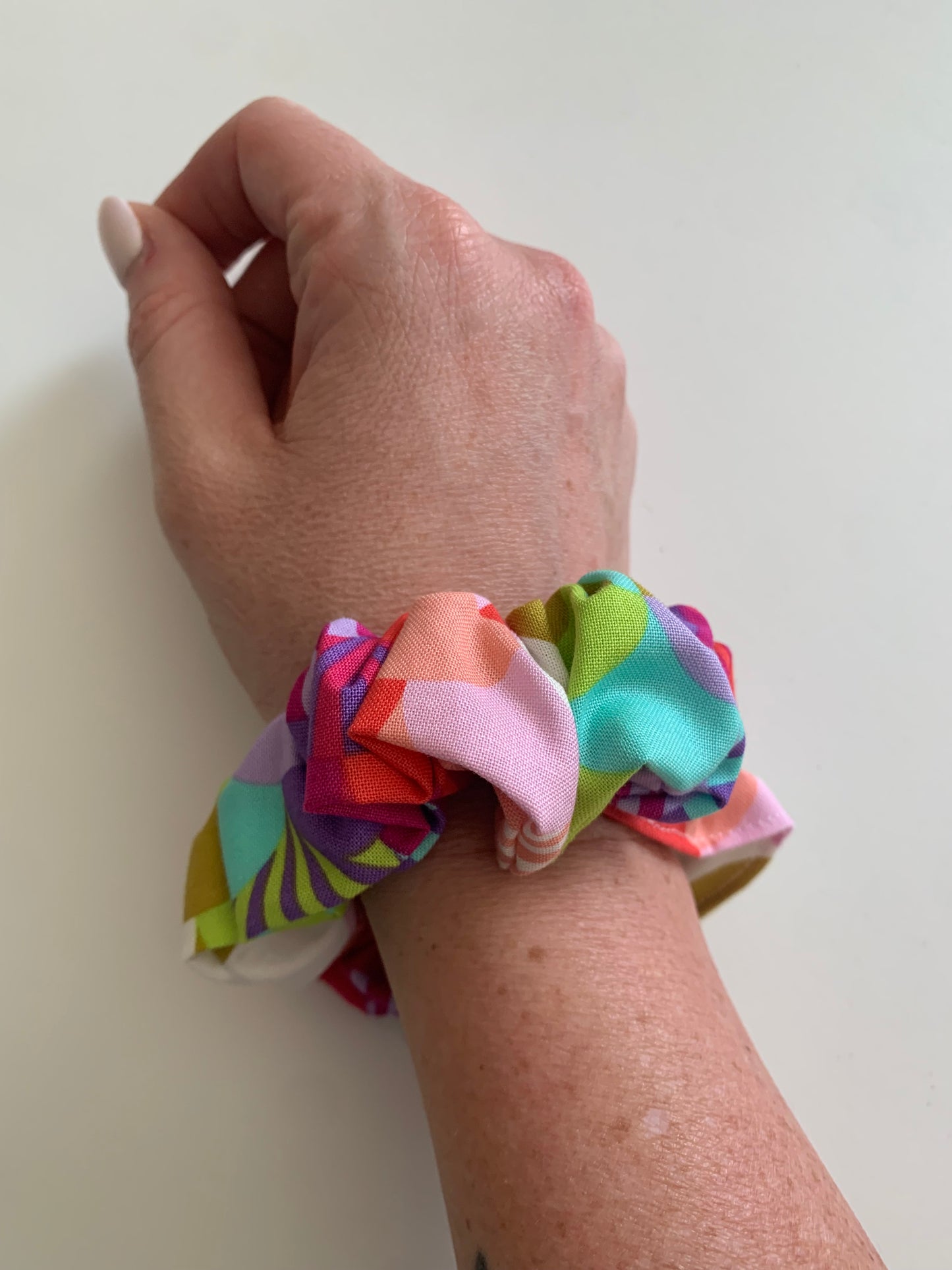 Colorful Fans - Cotton Scrunchie