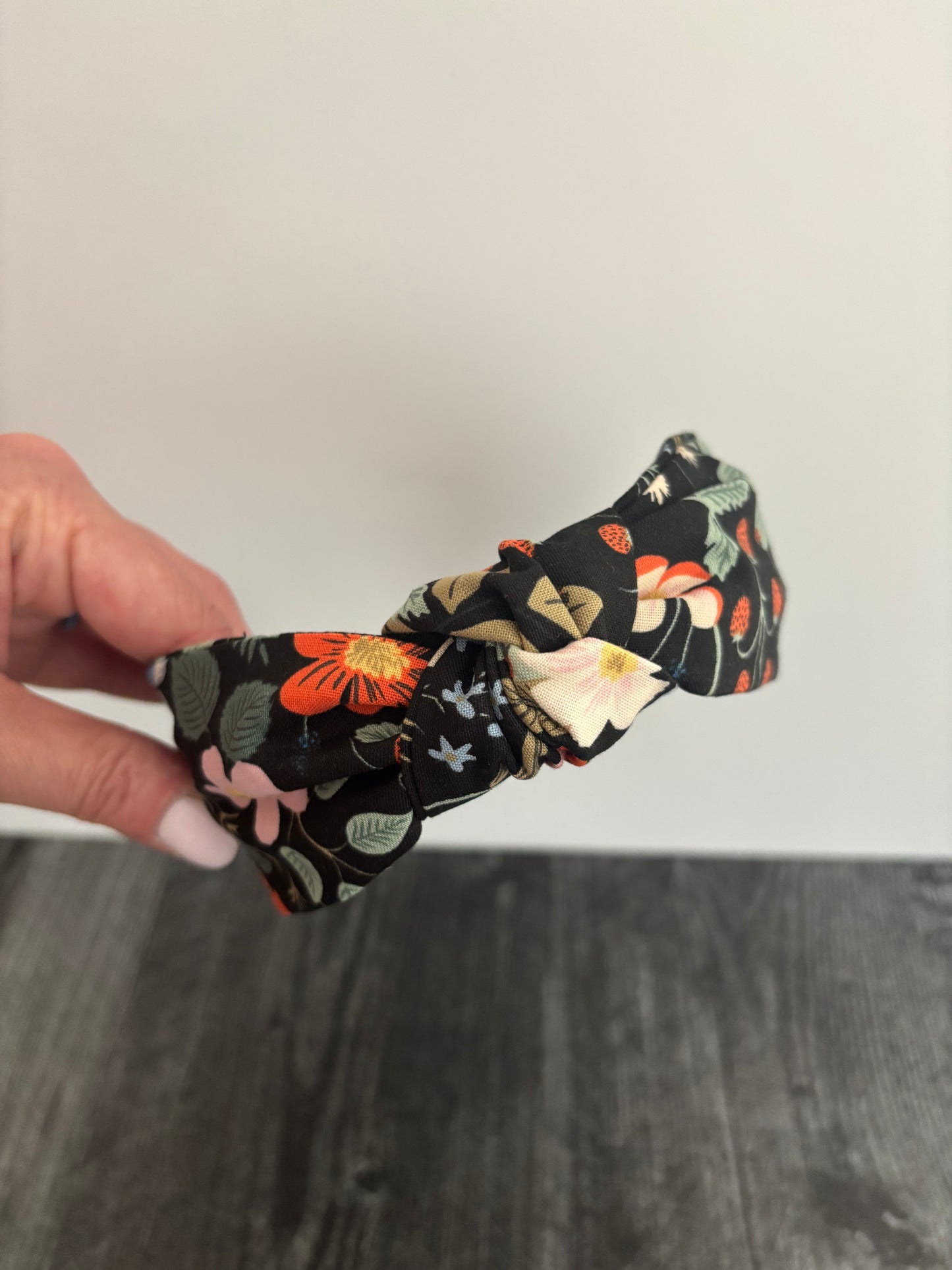 Strawberry Fields - Knotted Headband