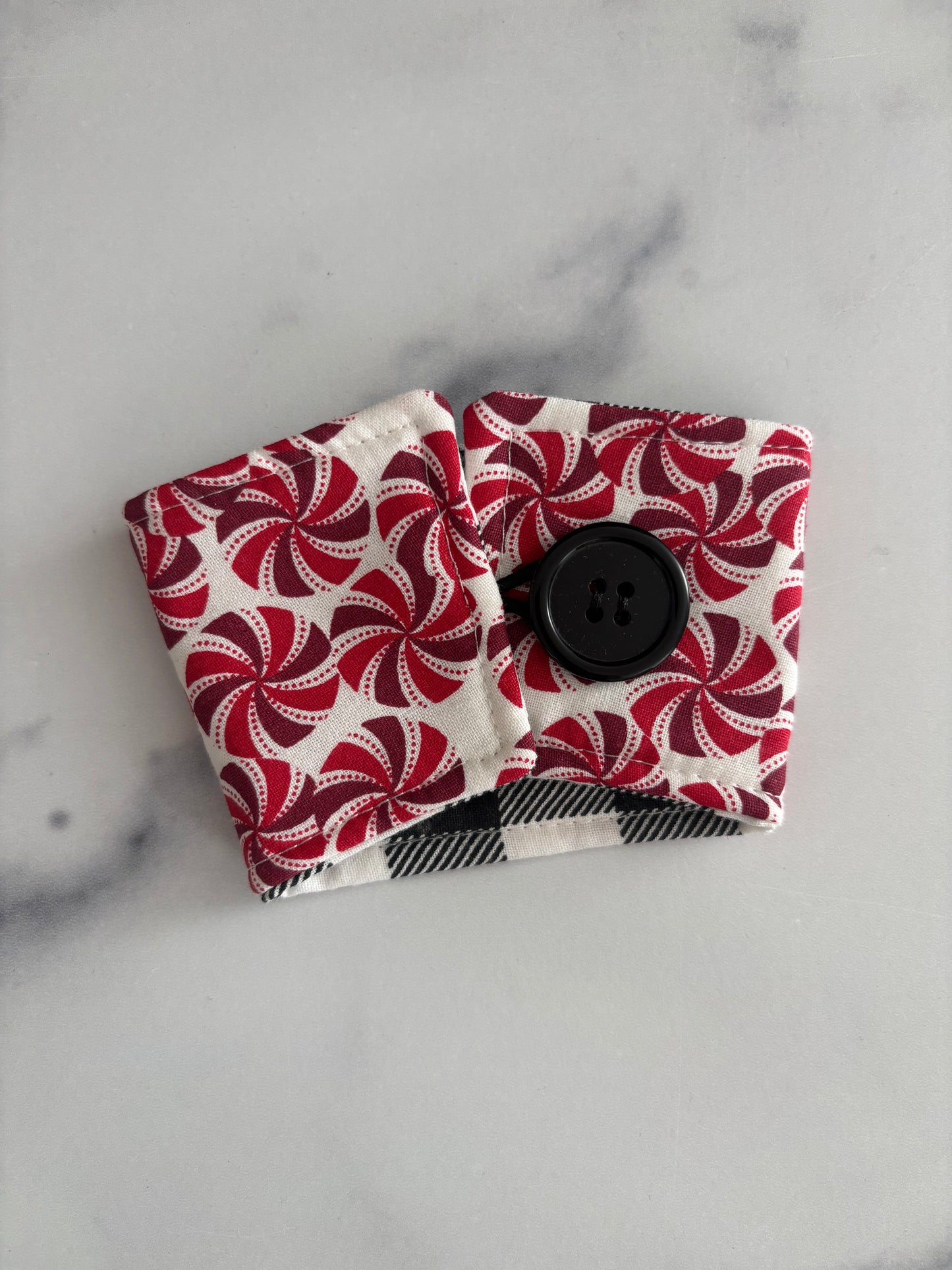 Peppermint Party - Reusable Coffee Sleeve