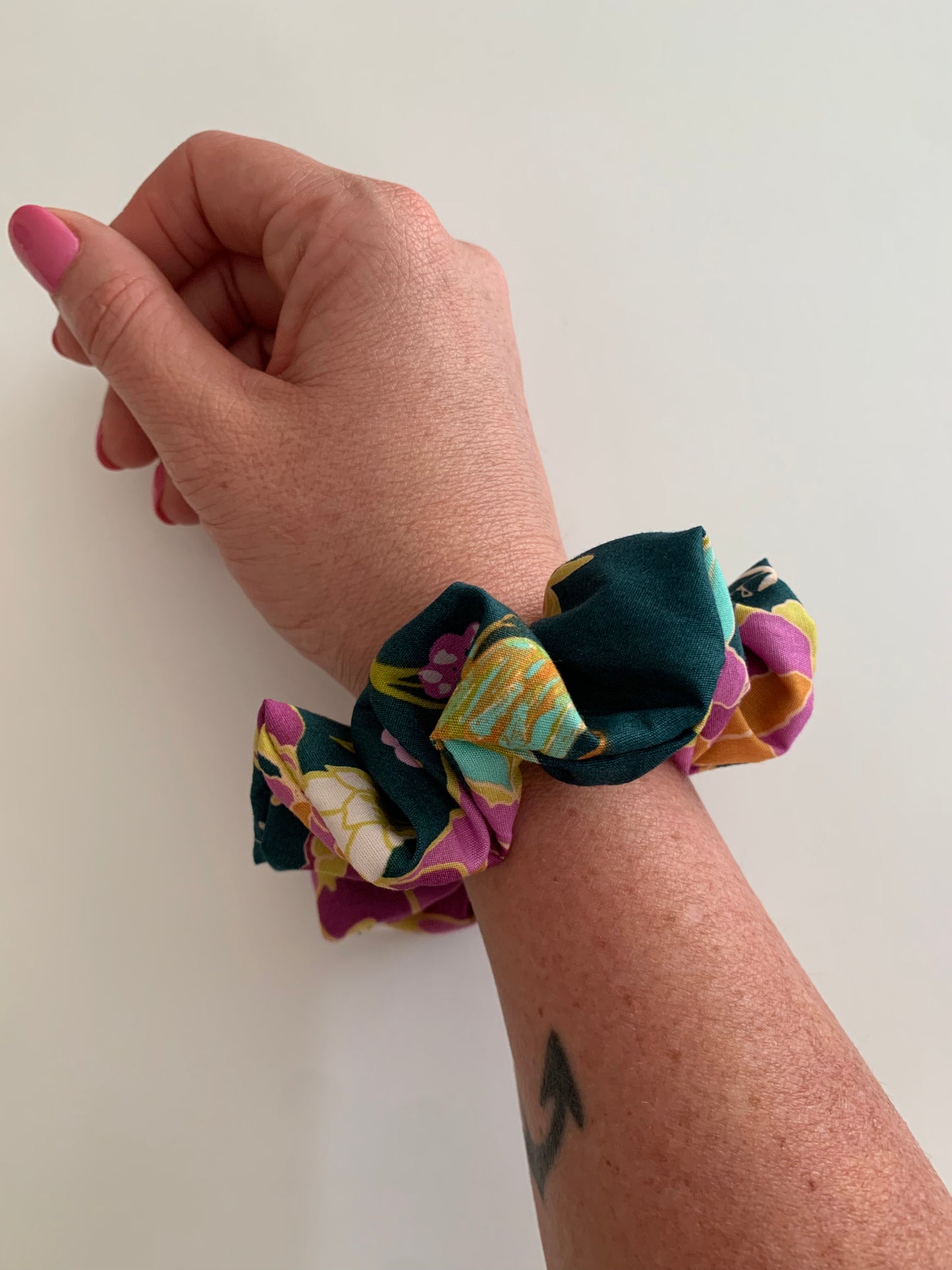 Greet the Guests - Cotton Scrunchie