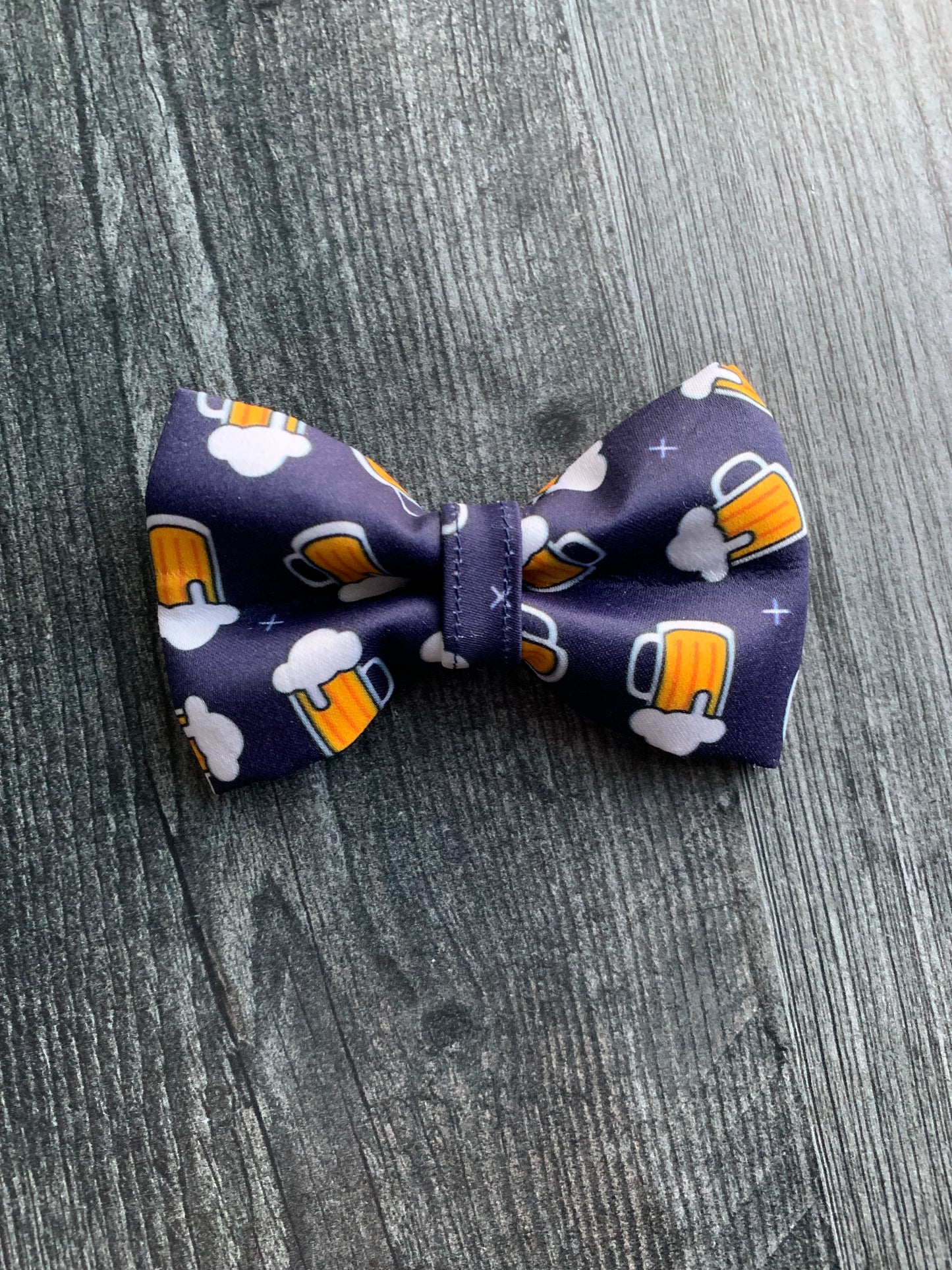 Beer Mugs on Navy - Pet Bow Tie