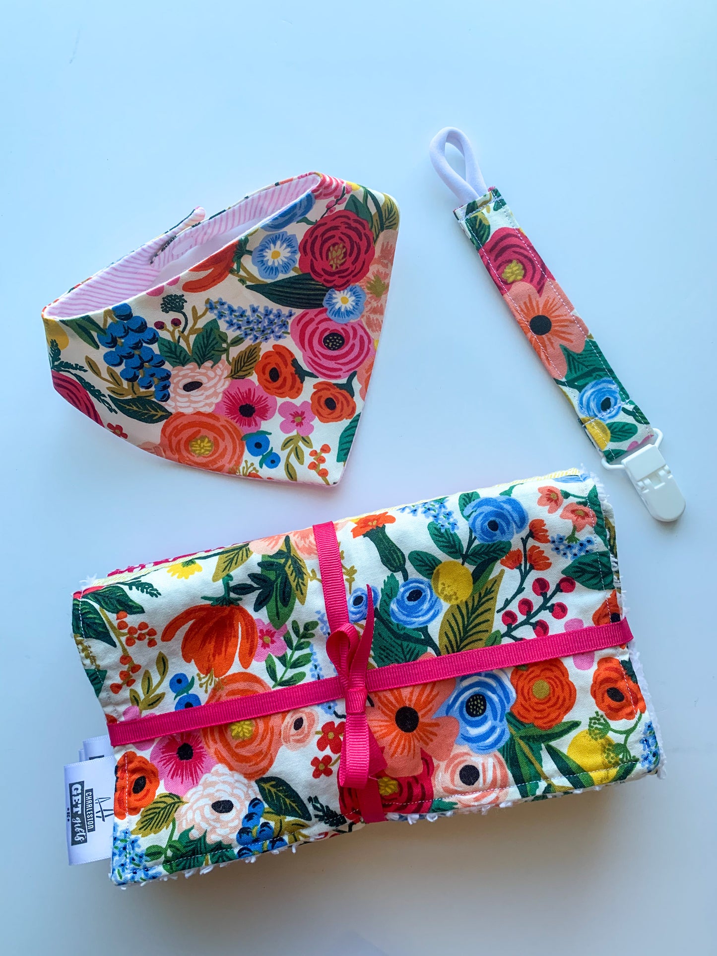 Garden Party Cream - Burp Cloths Set
