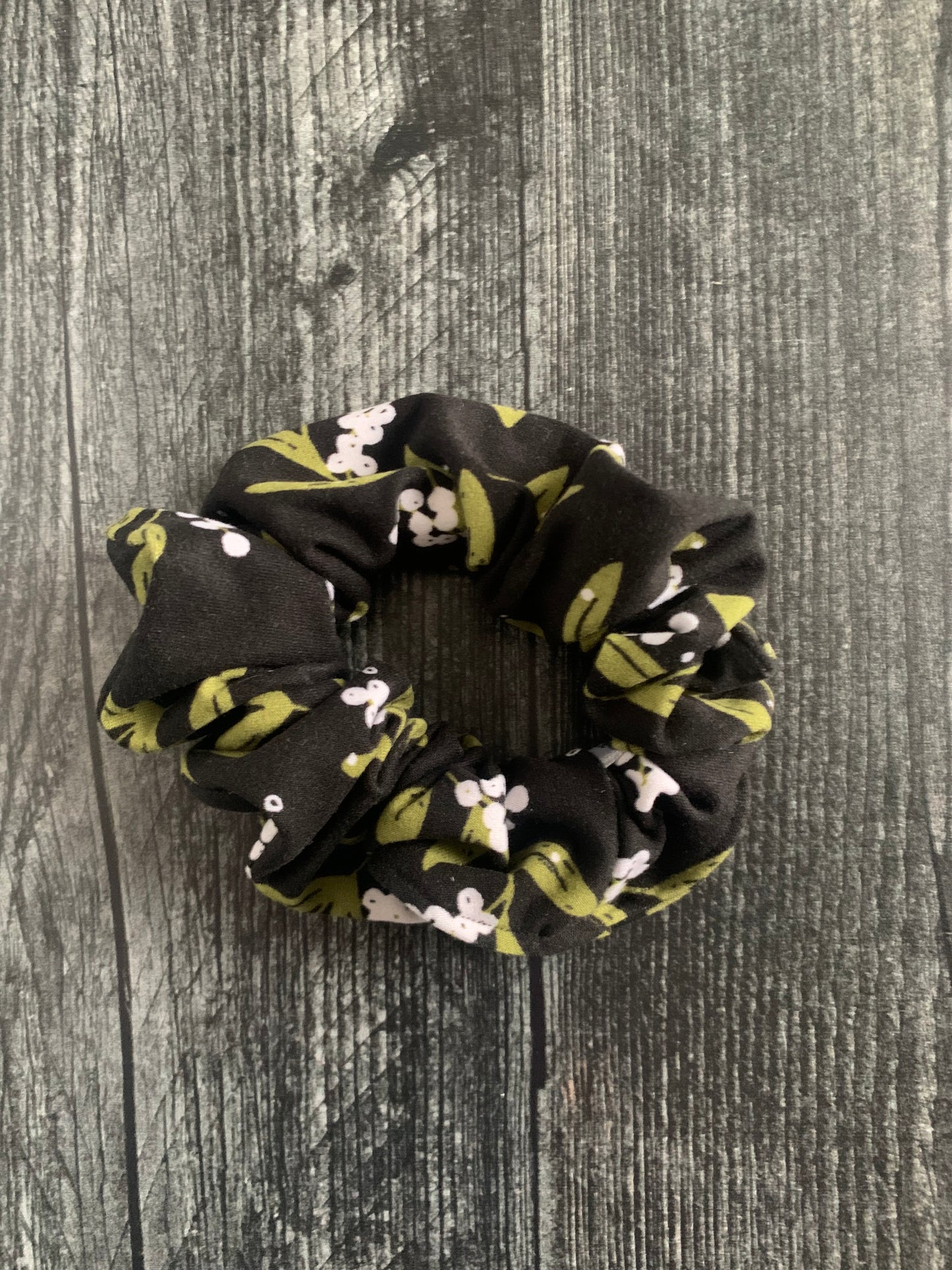 Vines and Berries on Black - Knit Scrunchie