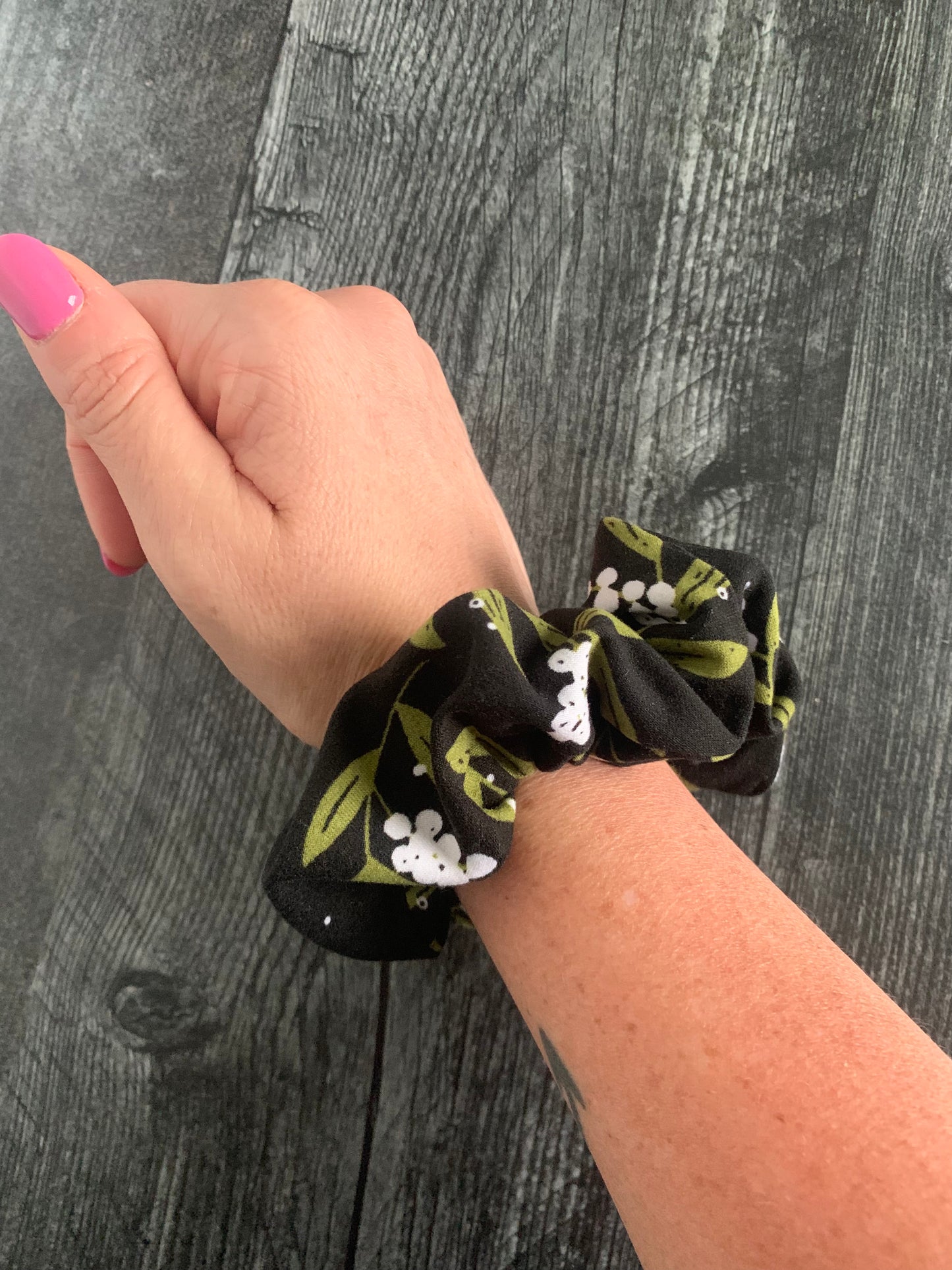 Vines and Berries on Black - Knit Scrunchie