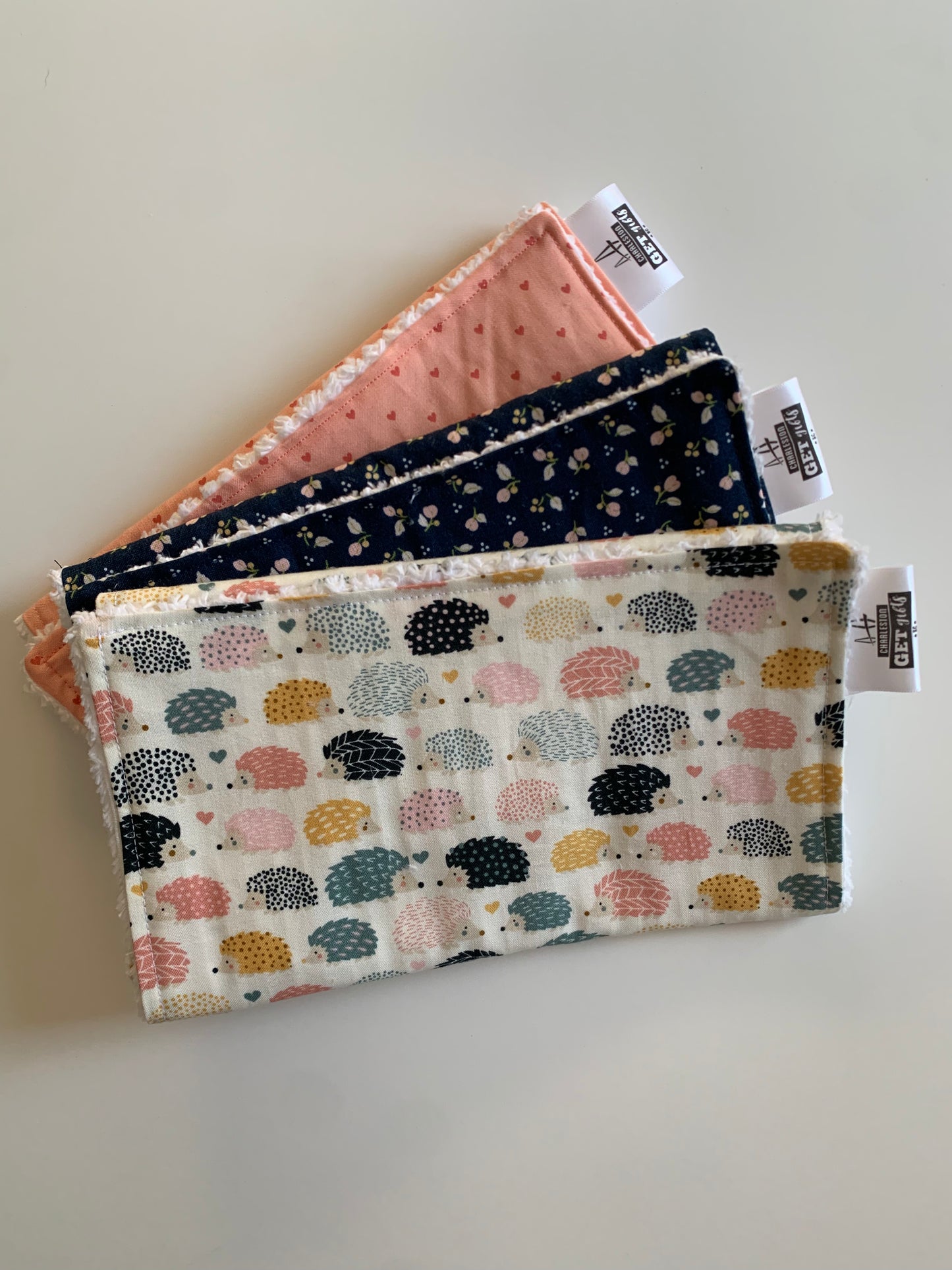 Hedgehogs and Hearts - Burp Cloths Set