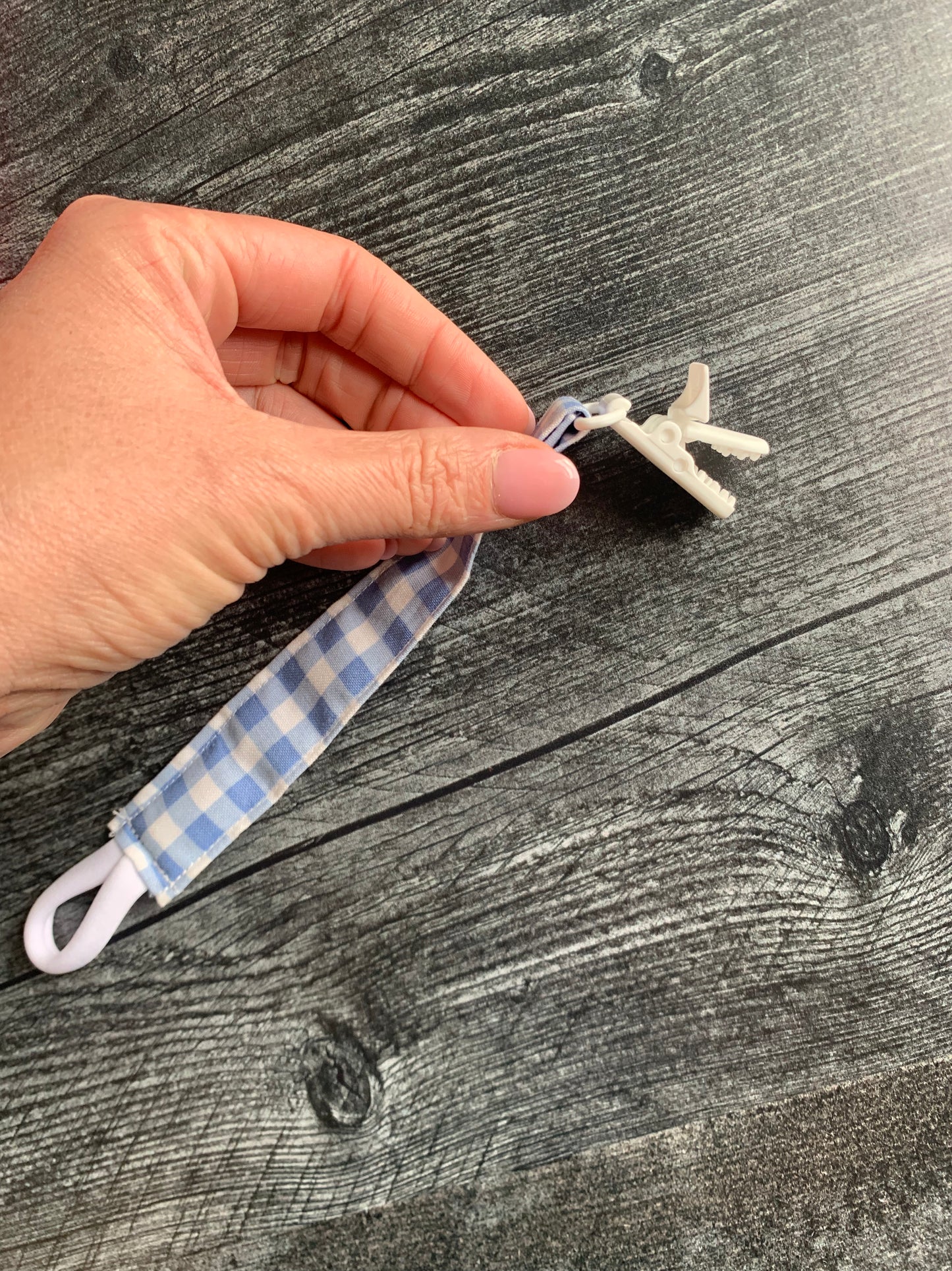 Baby Blue Gingham - Paci Clip