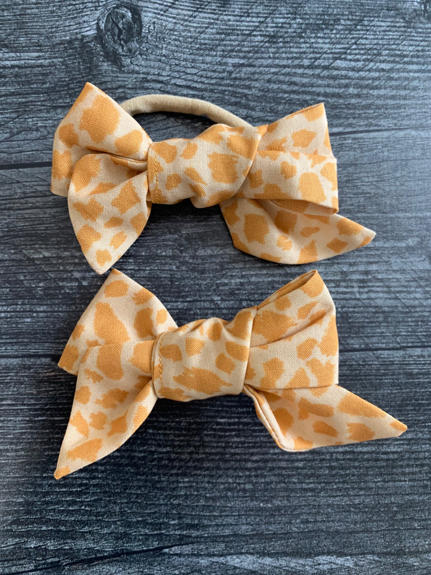 Giraffe Print - Hair Bows