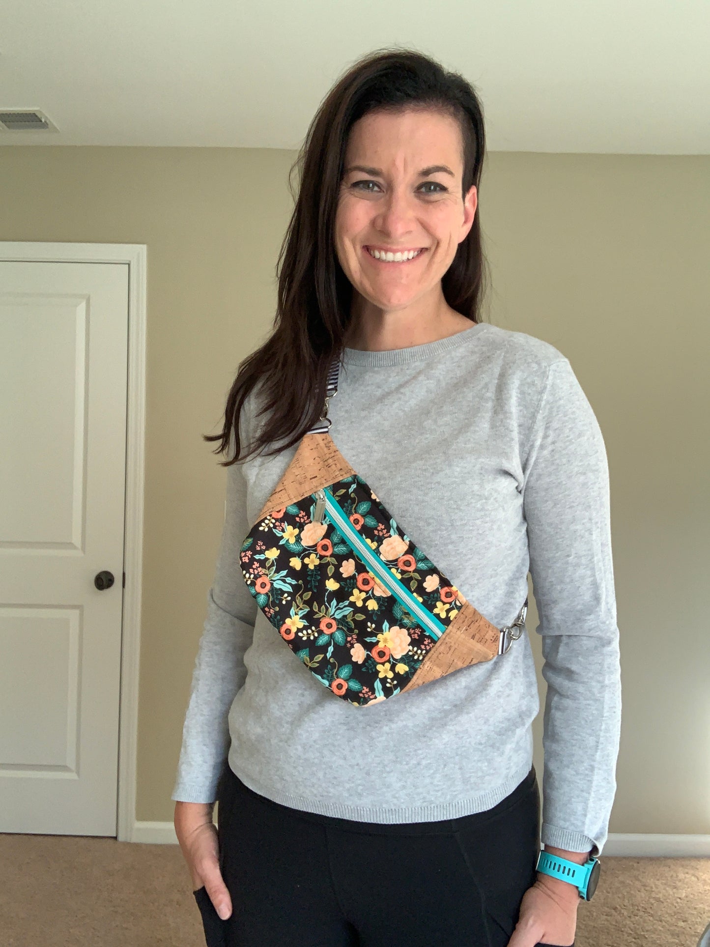 Birch Black - Hip Sling Bag