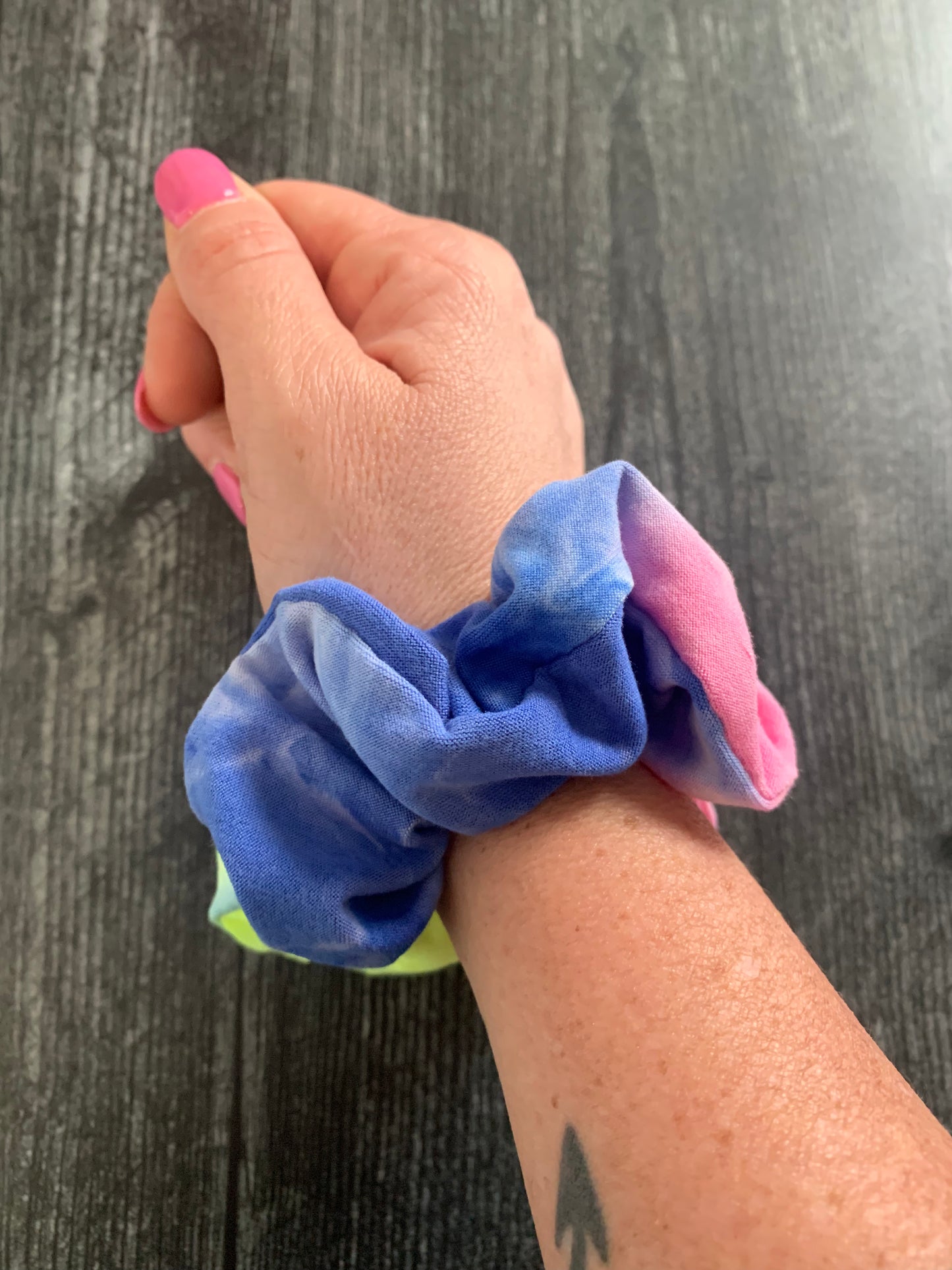 Tie-Dye - Knit Scrunchie