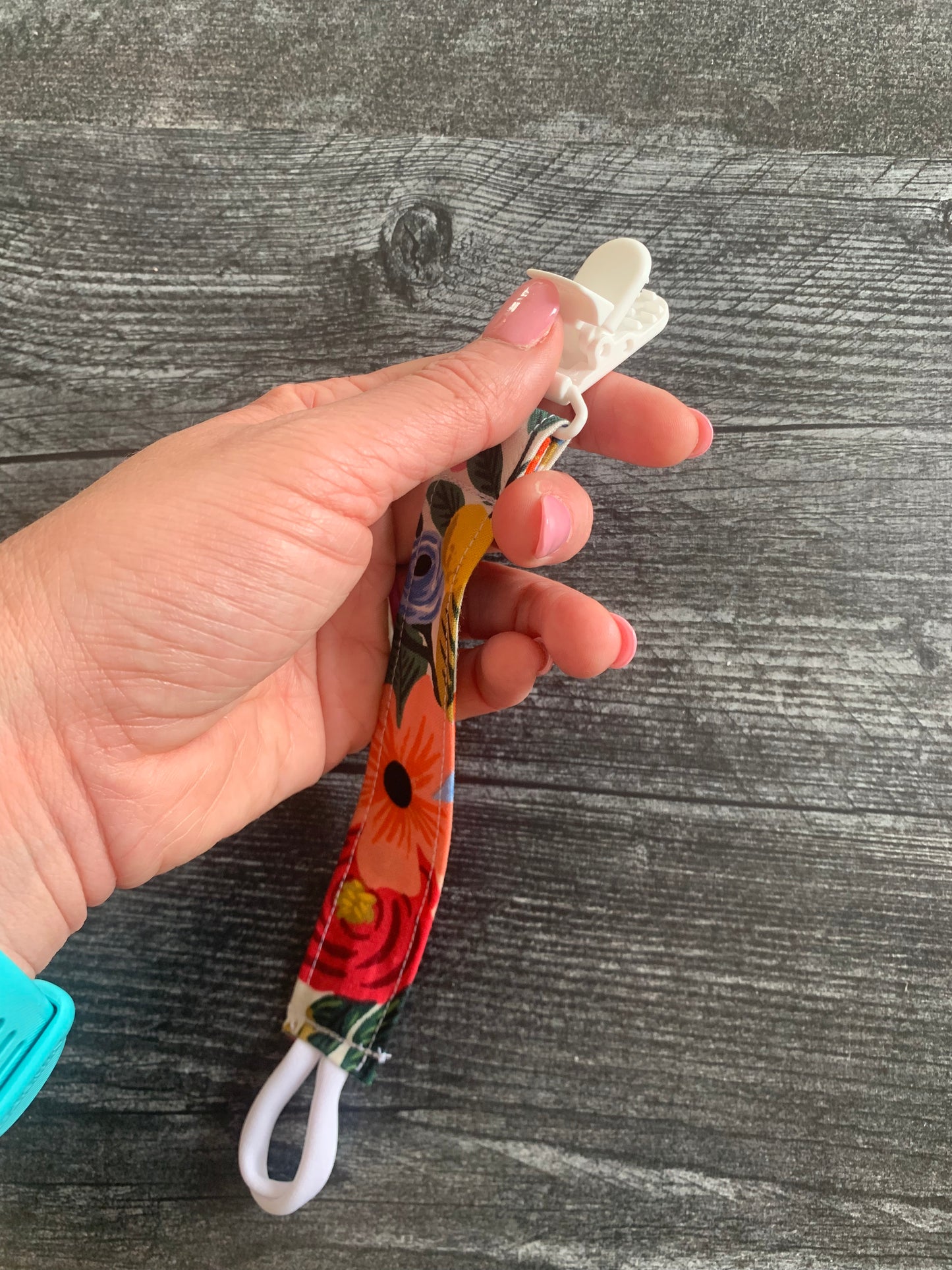 Garden Party Cream - Paci Clip