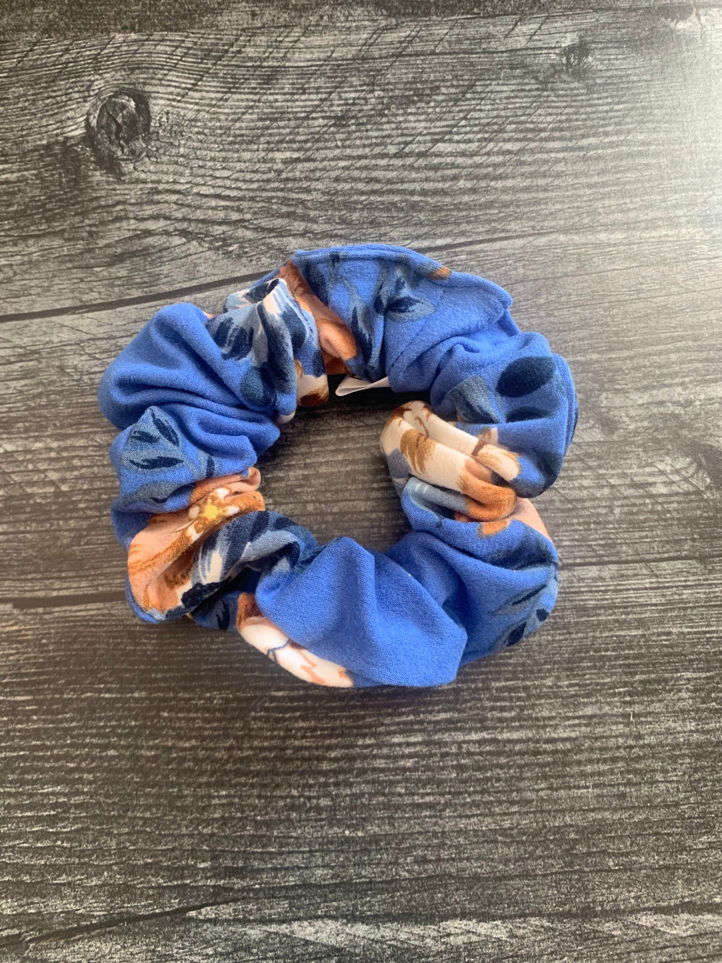 Blue Hawaiian Floral - Knit Scrunchie