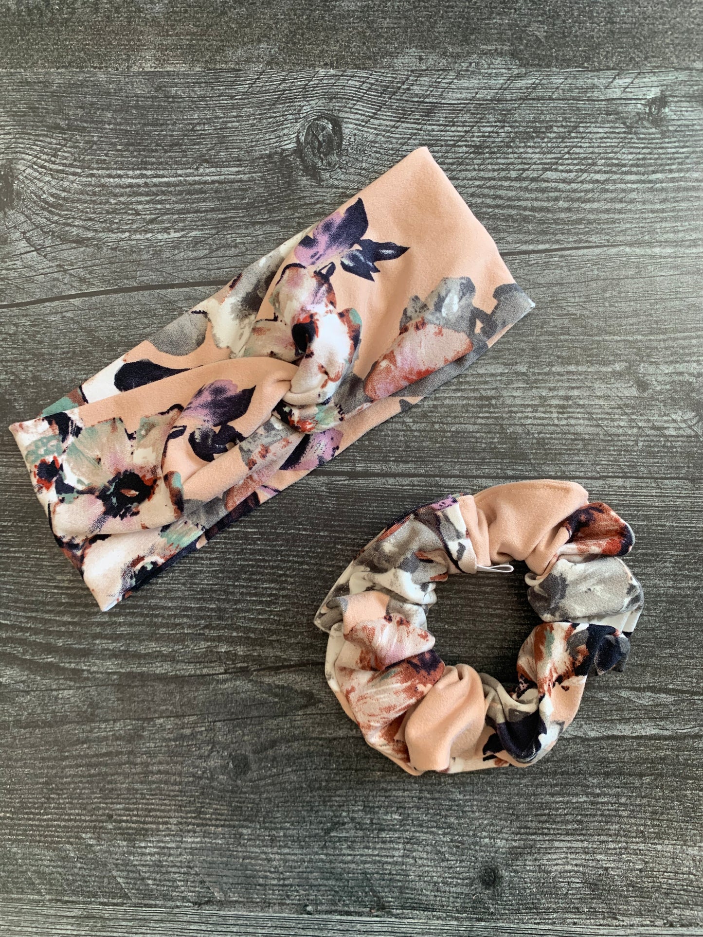 Beige Hawaiian Floral - Knit Scrunchie
