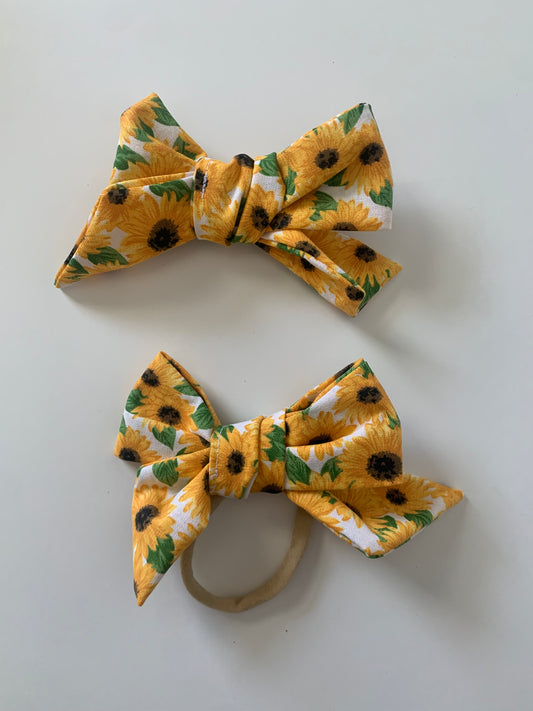 Sunflowers on White - Hair Bows