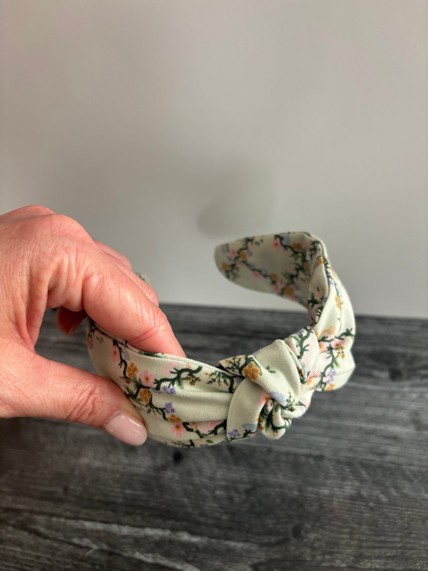 Floral Trellis Green - Knotted Headband
