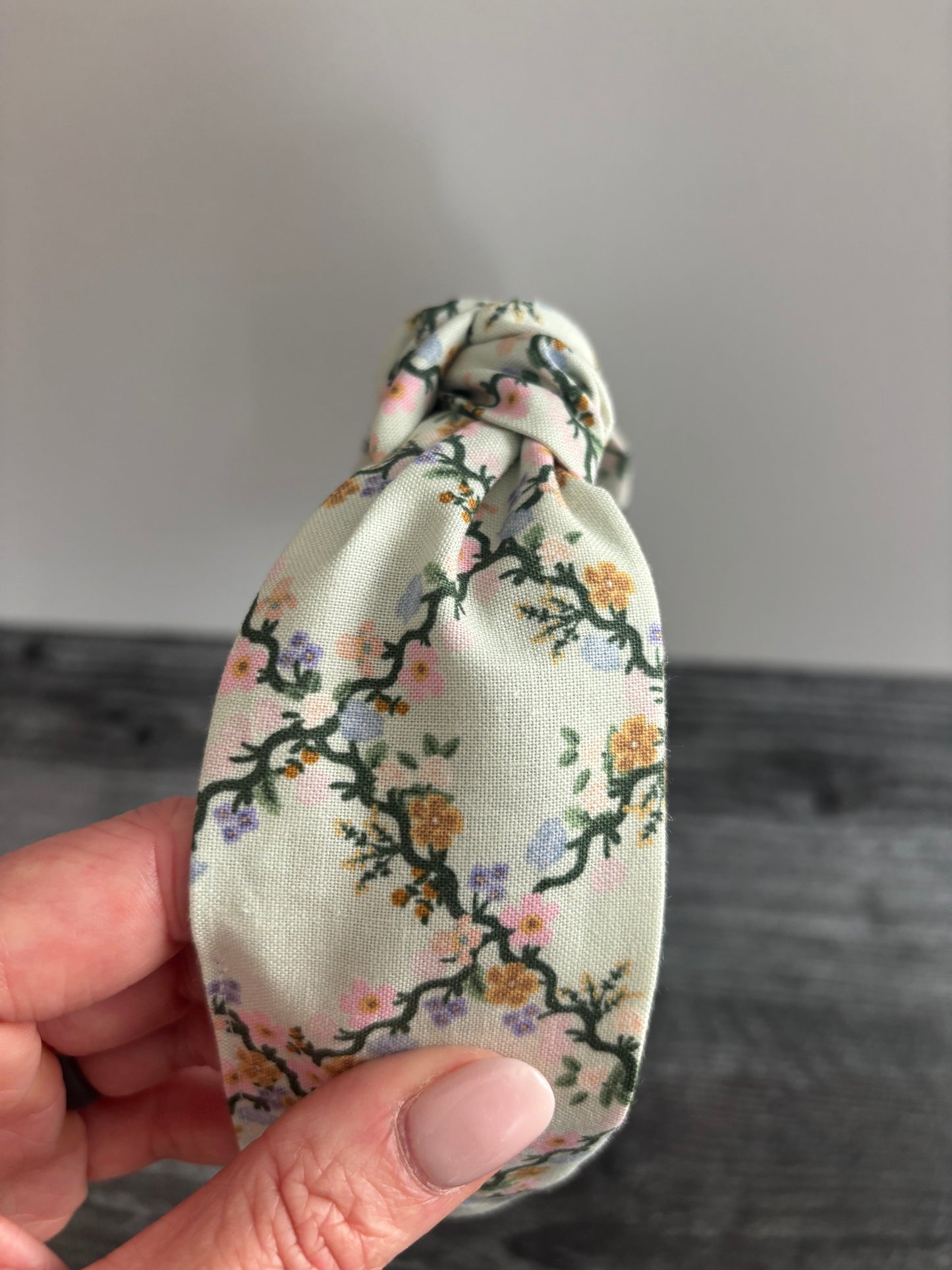 Floral Trellis Green - Knotted Headband