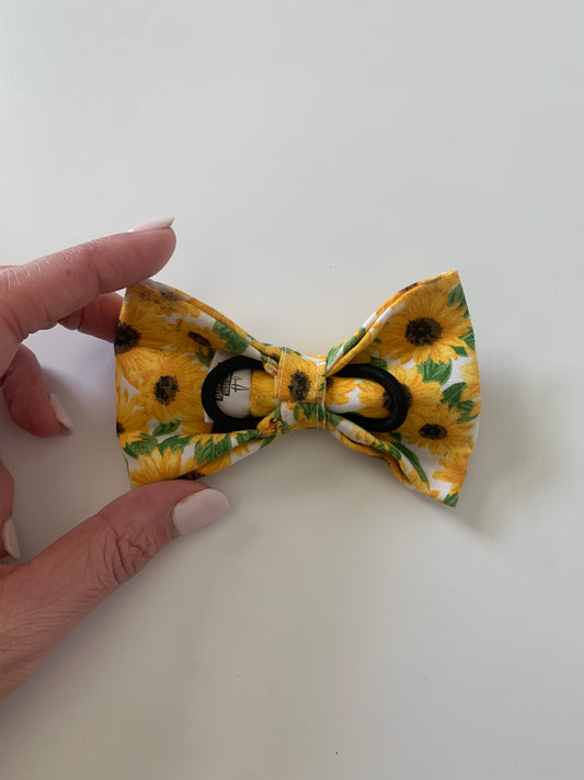 Sunflowers on White - Pet Bow Tie