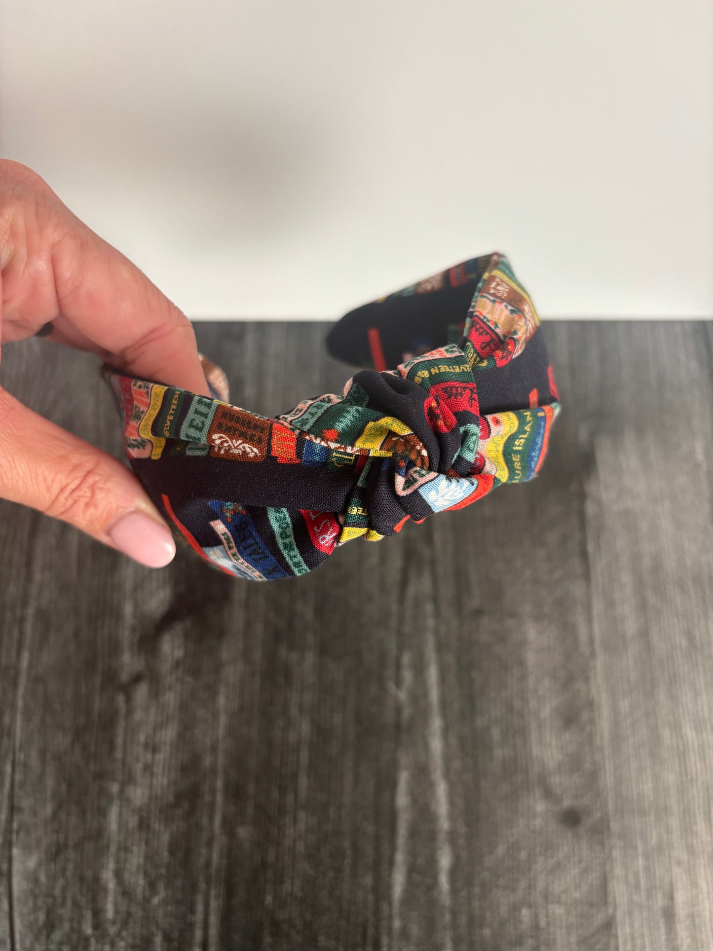 Book Club - Knotted Headband