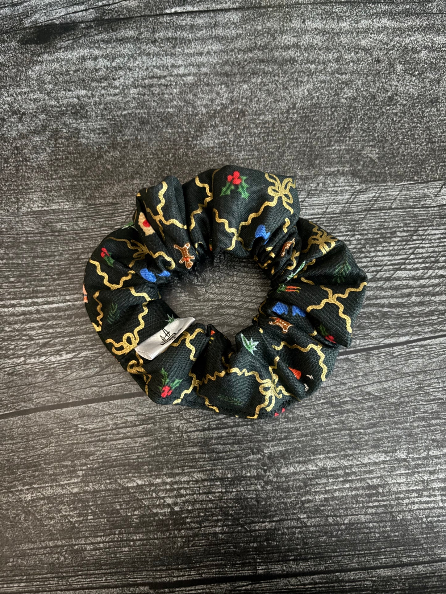 Holiday Argyle Evergreen and Gold - Cotton Scrunchie