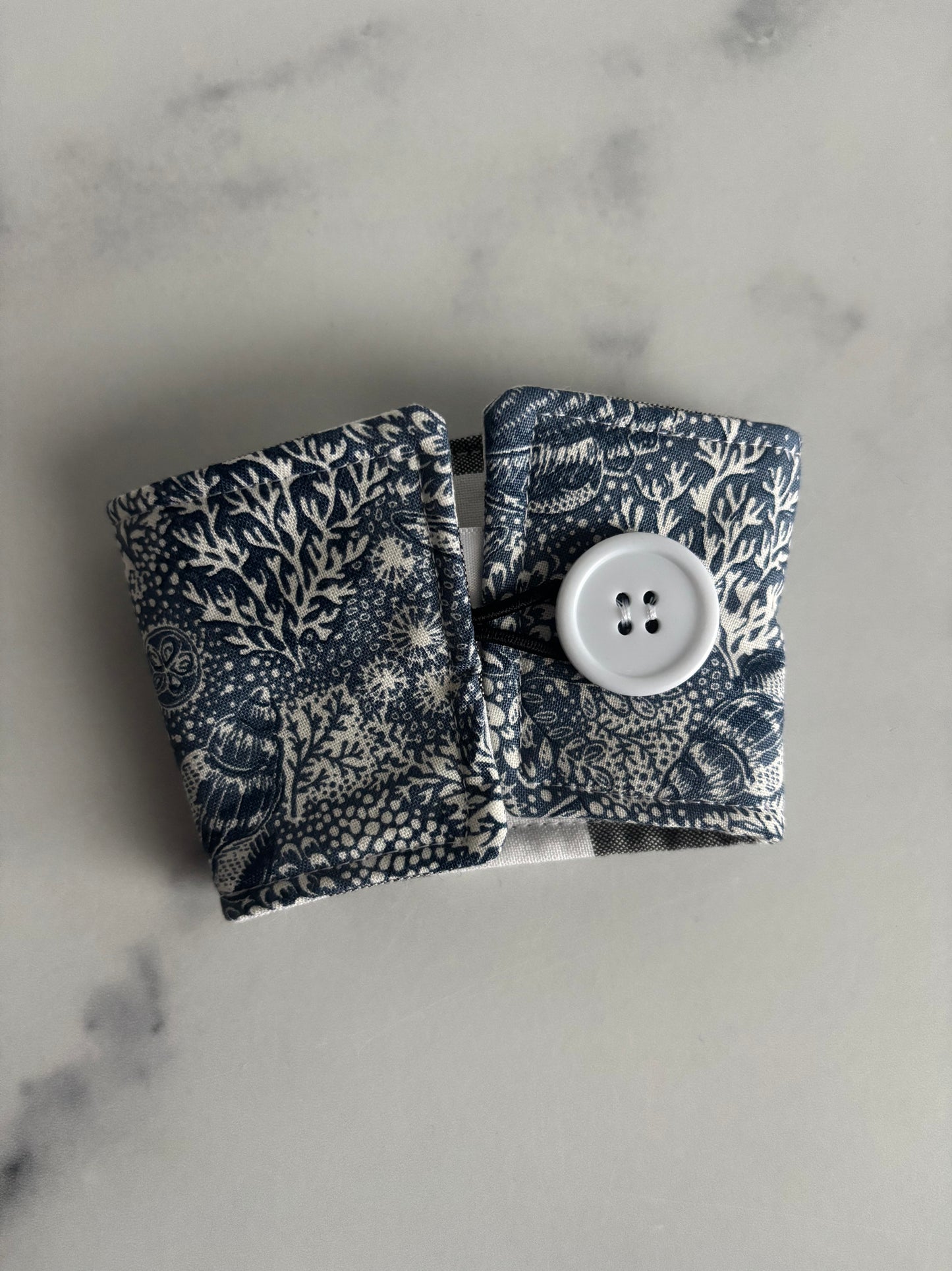 High Tide Reef - Reusable Coffee Sleeve