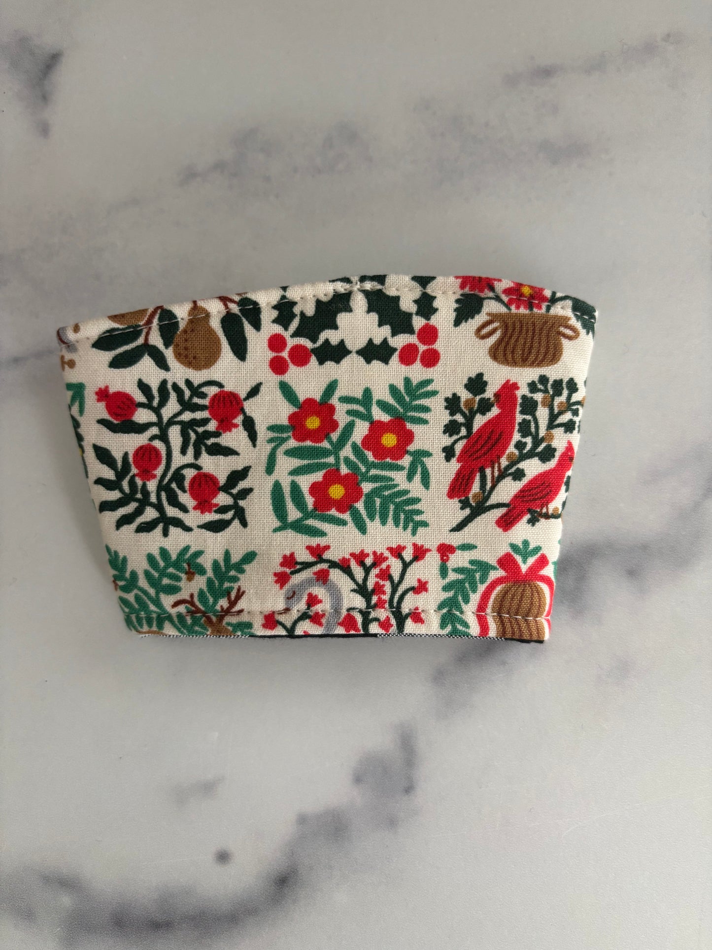 Christmastide Cream - Reusable Coffee Sleeve