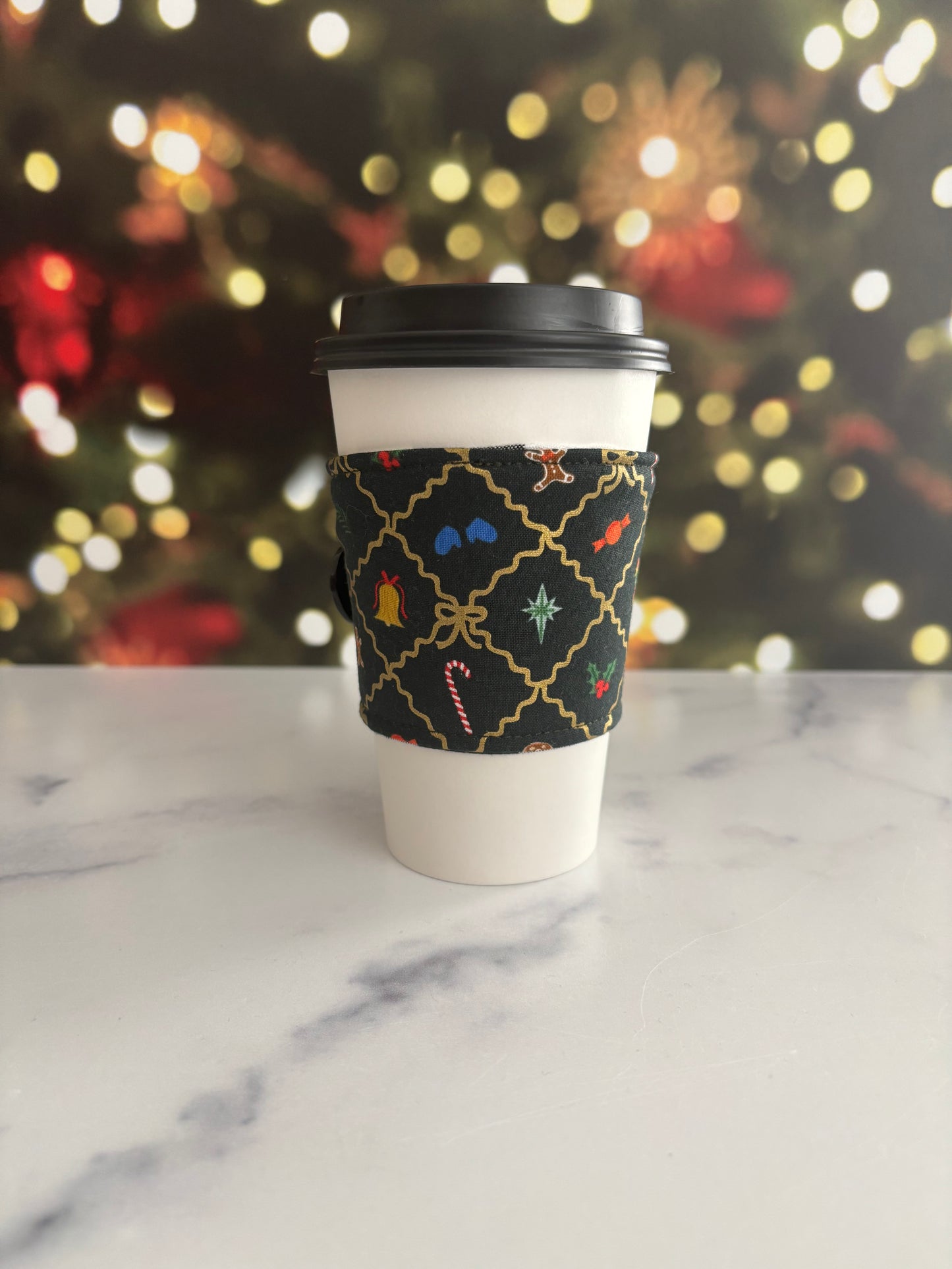 Holiday Argyle Evergreen and Gold - Reusable Coffee Sleeve