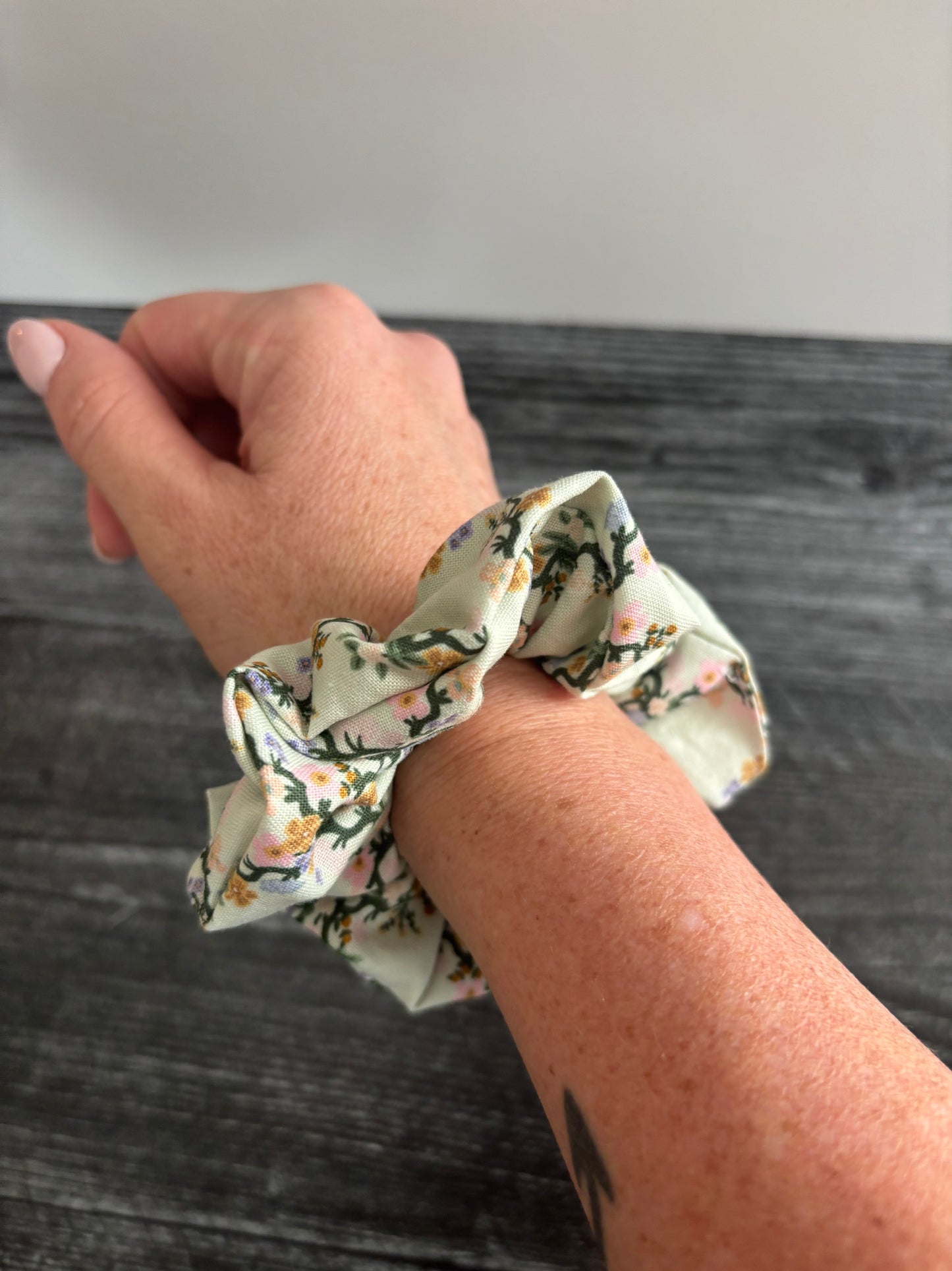 Floral Trellis Green - Cotton Scrunchie