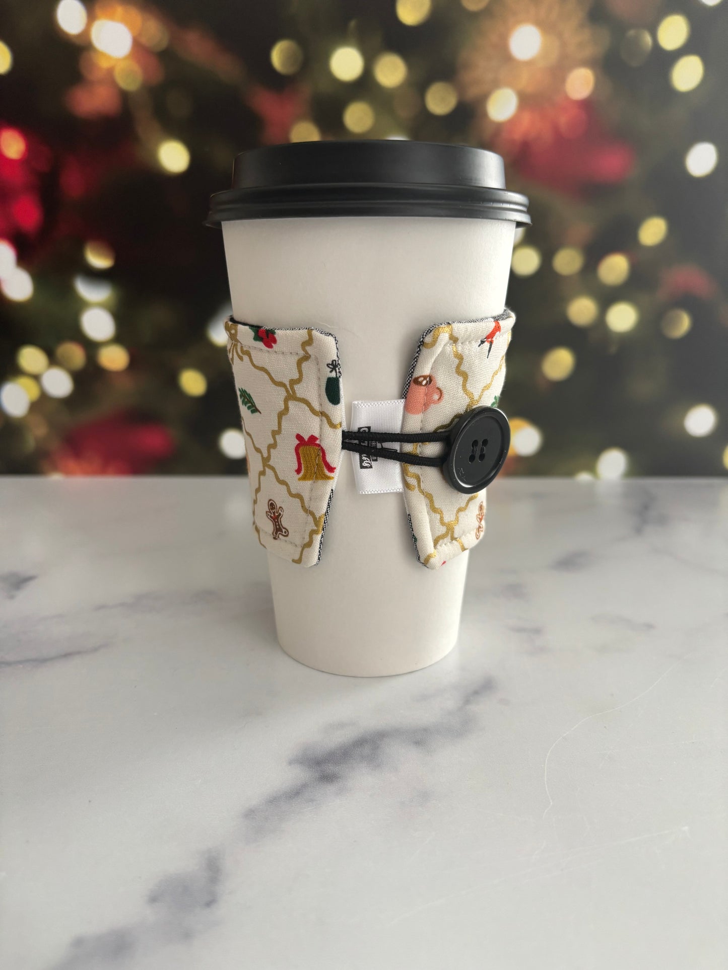 Holiday Argyle Cream and Gold - Reusable Coffee Sleeve