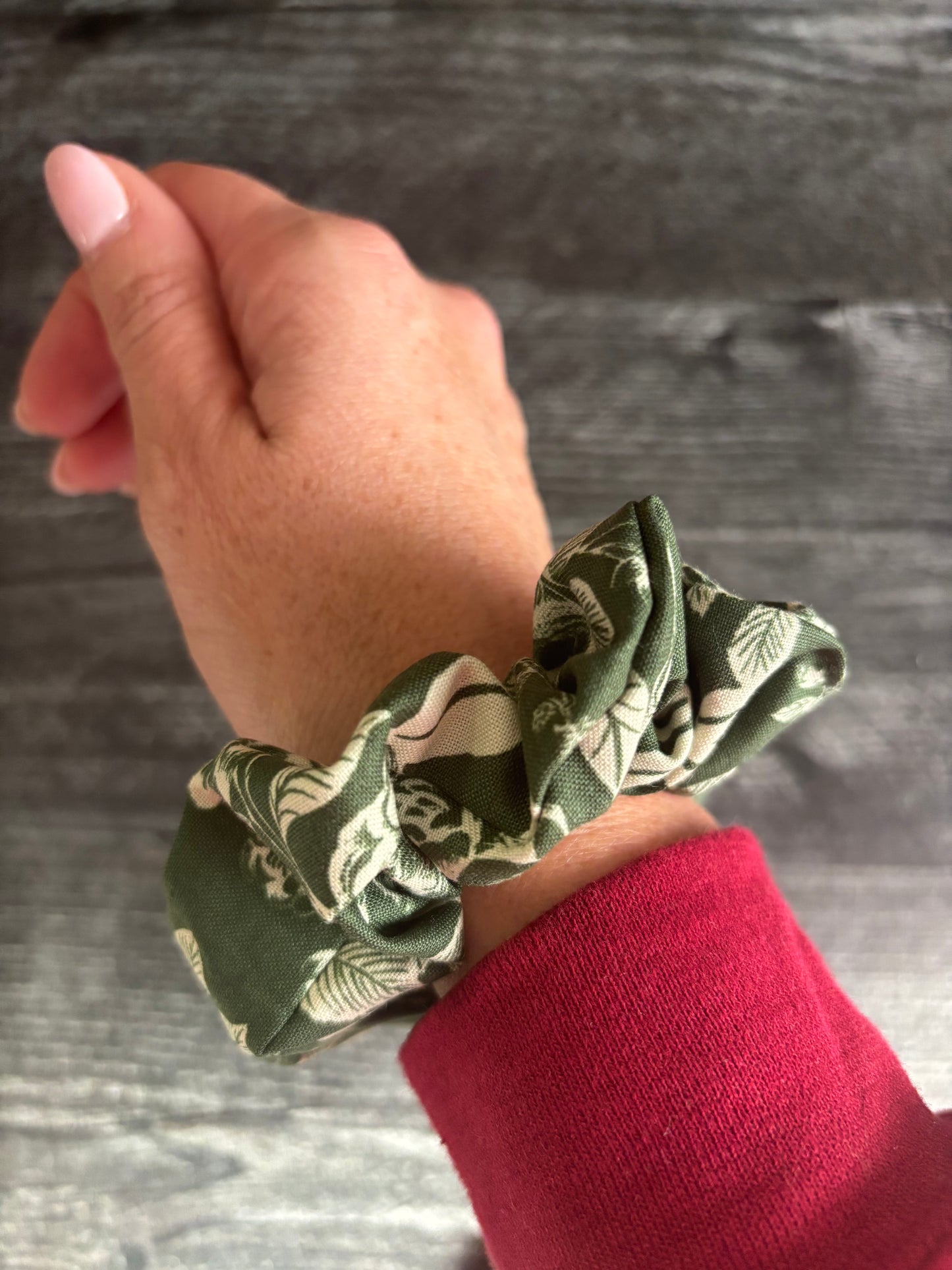 English Rose Hunter & Cream  - Cotton Scrunchie