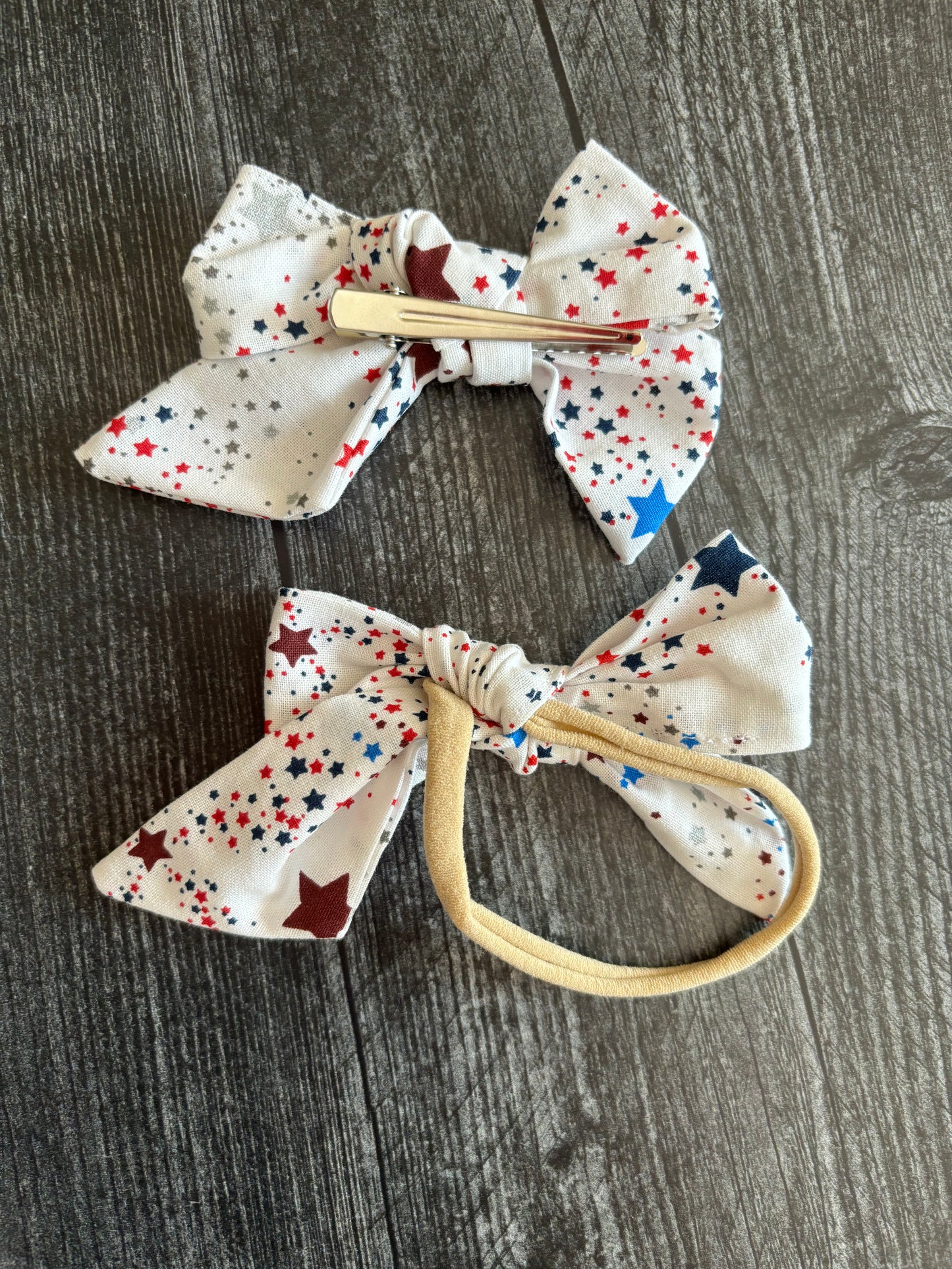 Patriotic Stars on White - Hair Bows
