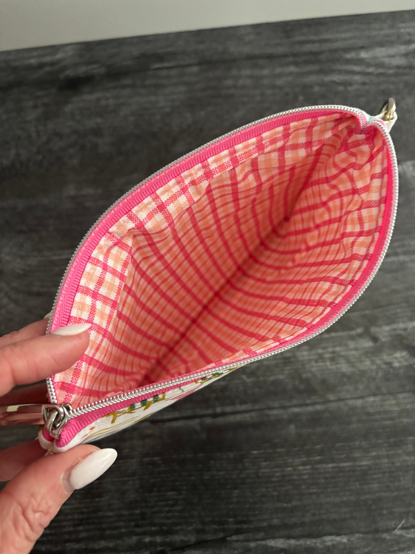 Paradise Royale - Zippered Pouch (Medium Sized)