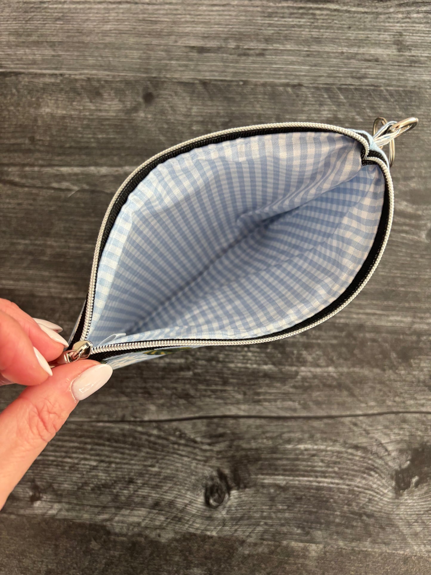 Hydrangeas on Blue - Zippered Pouch (Medium Sized)