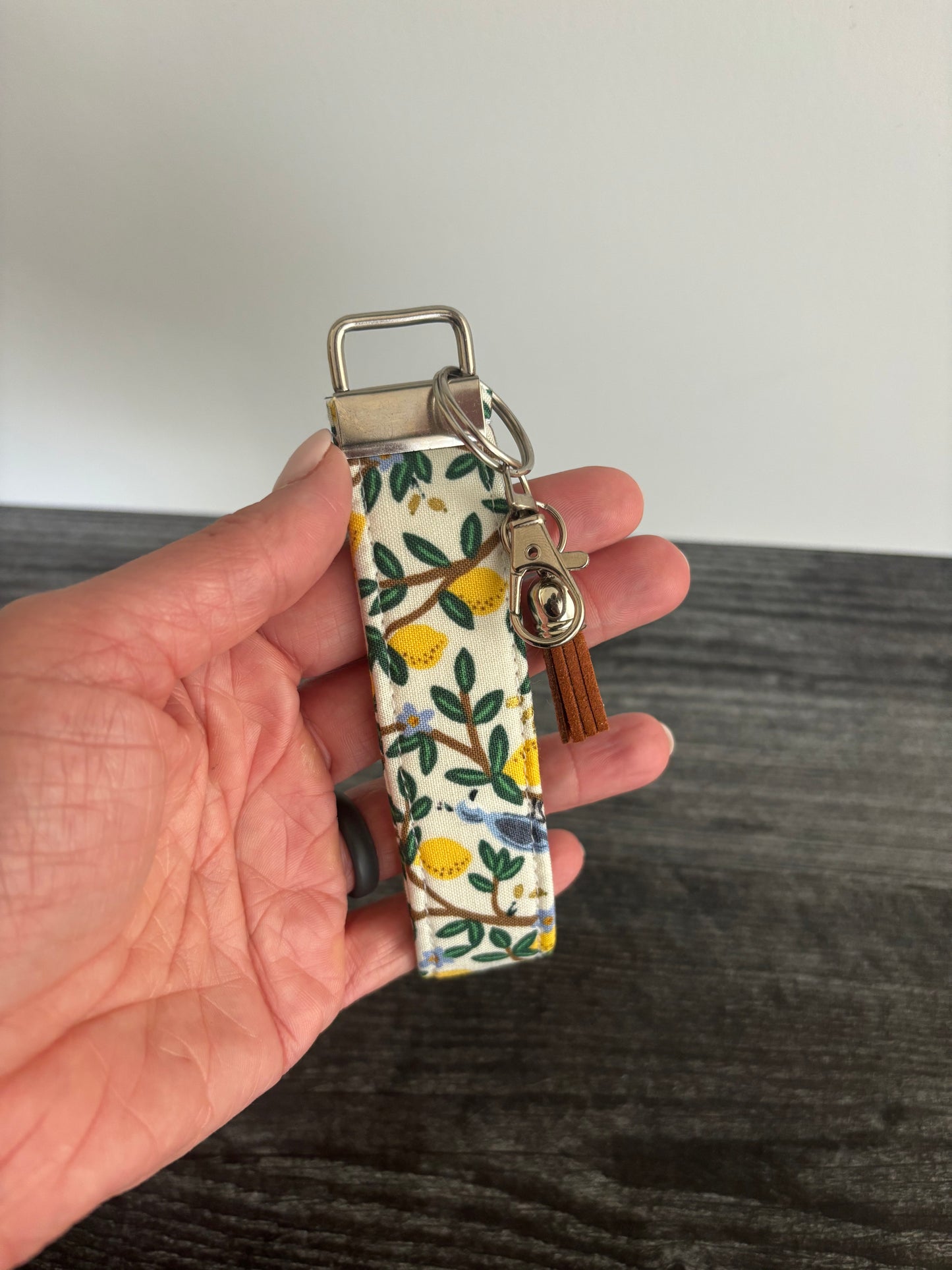 Lemon Grove Cream - Key Chain