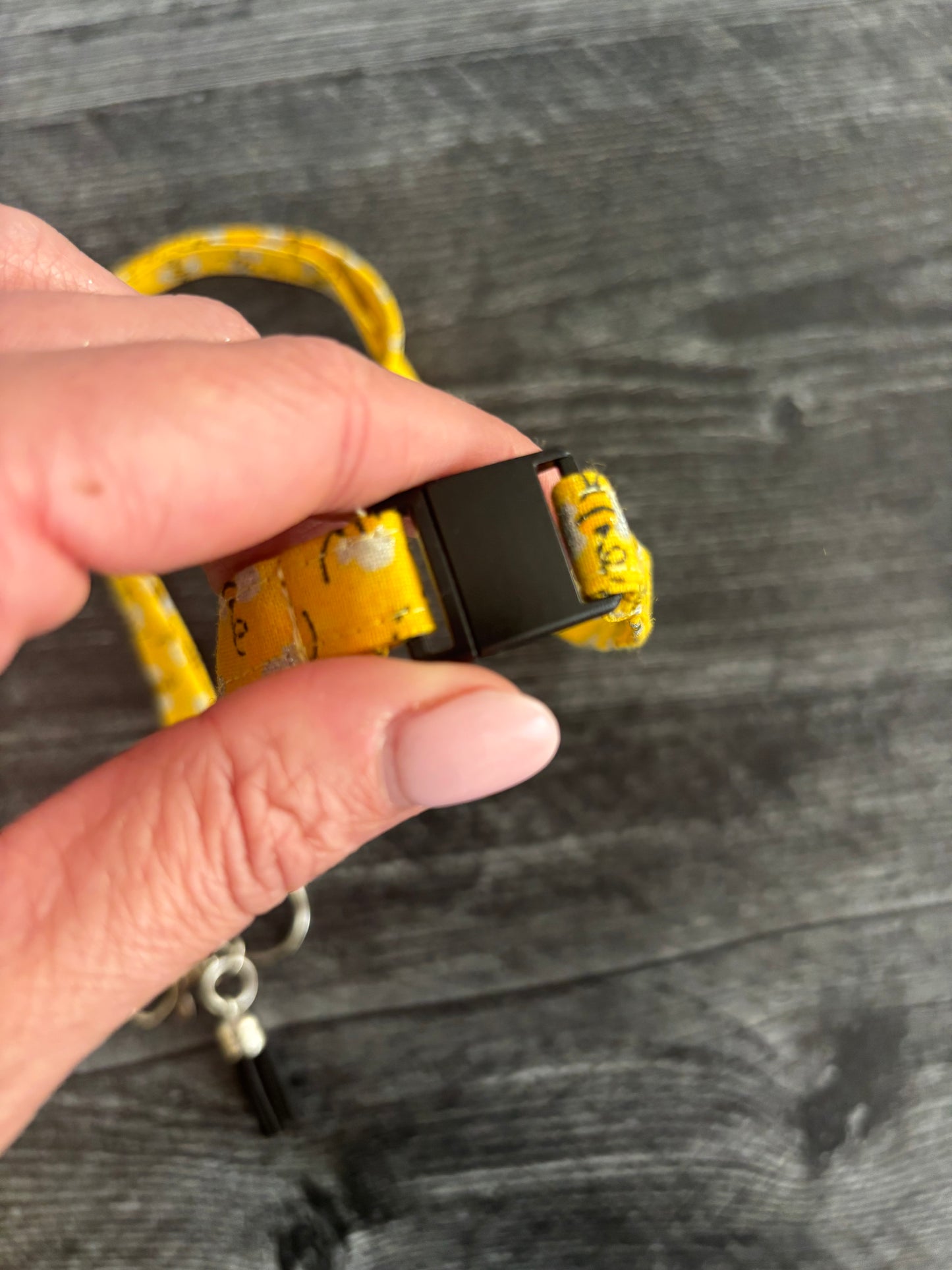 Sparkly Bees - Lanyard
