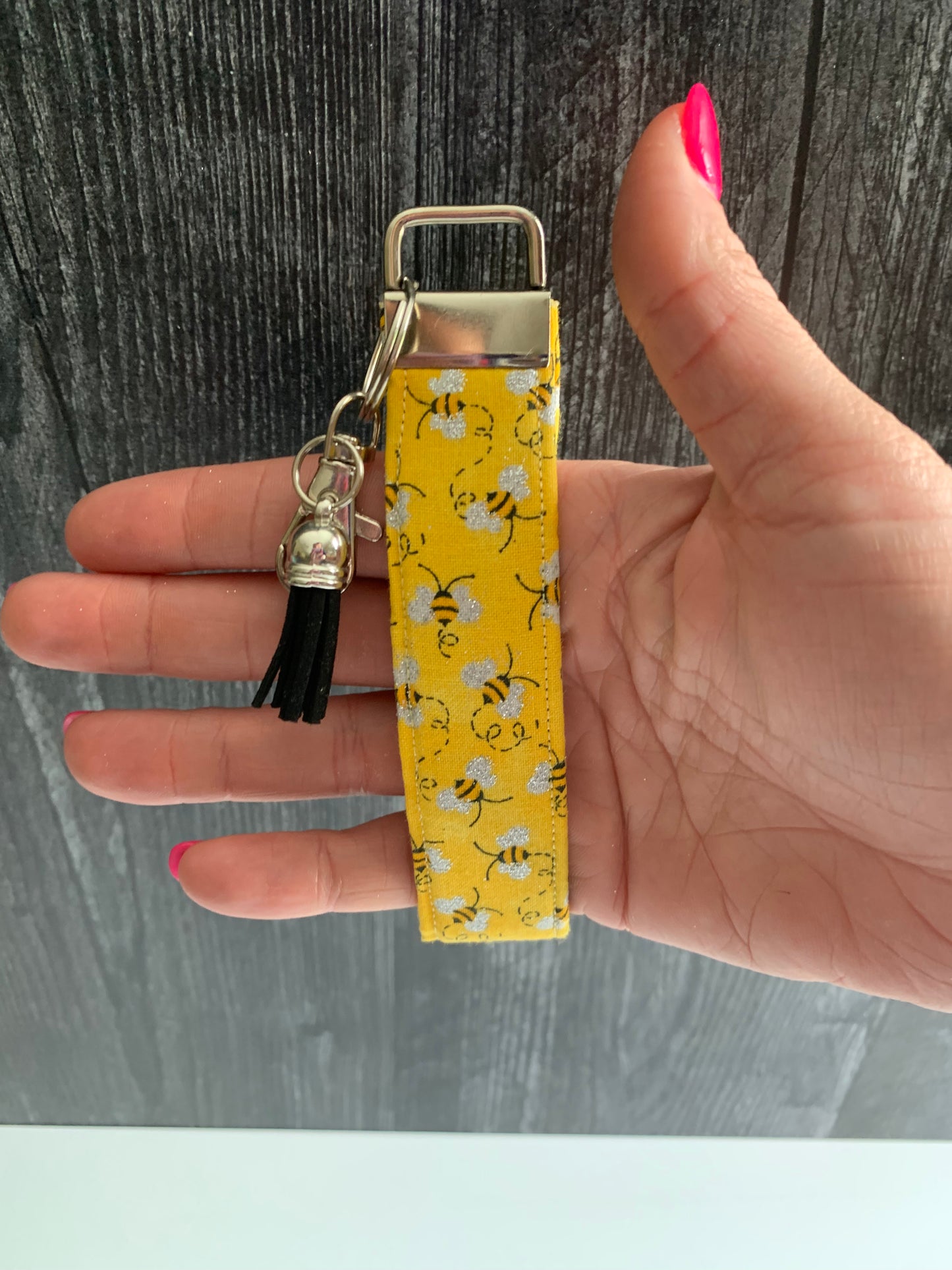 Sparkly Bees - Keychain