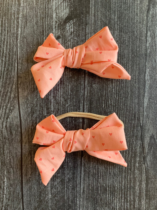 Hearts on Rose - Hair Bows