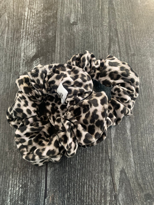 Gray Animal Print - Knit Scrunchie