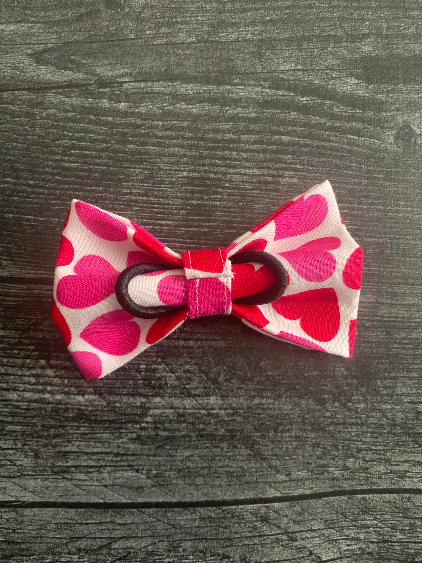 Hearts on White - Pet Bow Tie